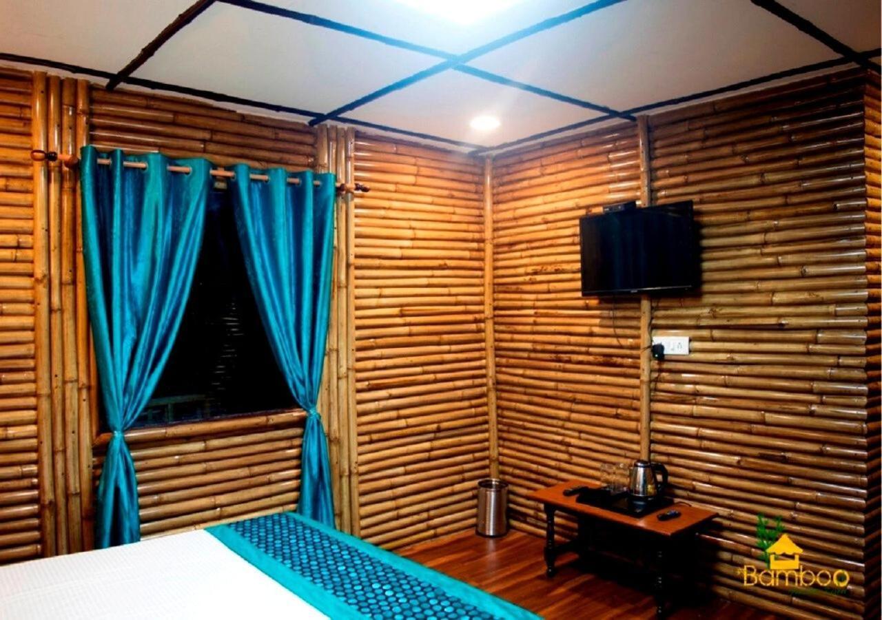 Bamboo Junction Resort - Kanatal, Valley & Mountain View Dhanaulti Bagian luar foto